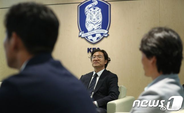 亚洲制服丝袜在线播放